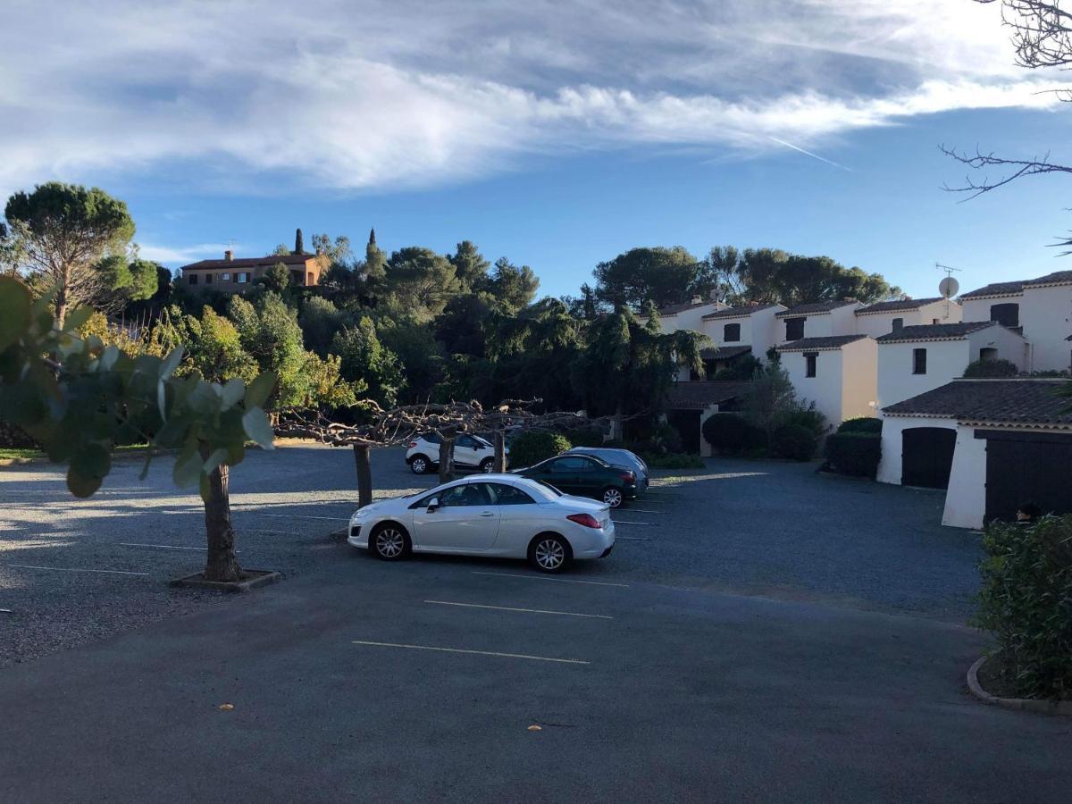 Agay Le Pti Bonheur 60M2 Rez De Jardin, En Bord De Mer Saint-Raphaël Exterior foto