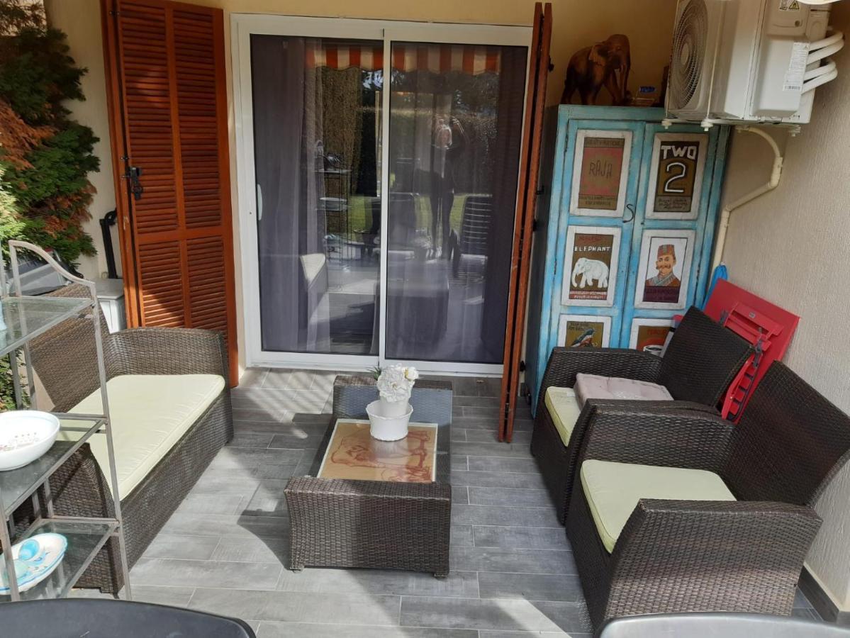 Agay Le Pti Bonheur 60M2 Rez De Jardin, En Bord De Mer Saint-Raphaël Exterior foto